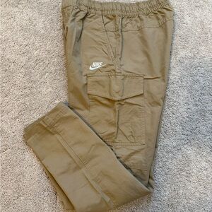 Nike Men's Unlined Utility Cargo Joggers size SMALL Black Pockets DD5207-247 NWT